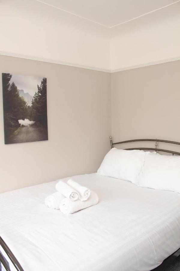 Cosy 3Bed Bungalow In West Kirby, Free Parking Frankby Exteriör bild